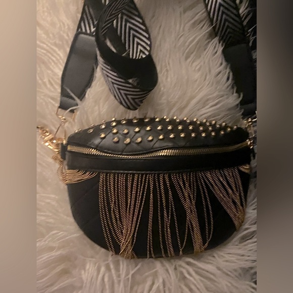 Handbags - Crossbody bag‼️Excellent condition used once.